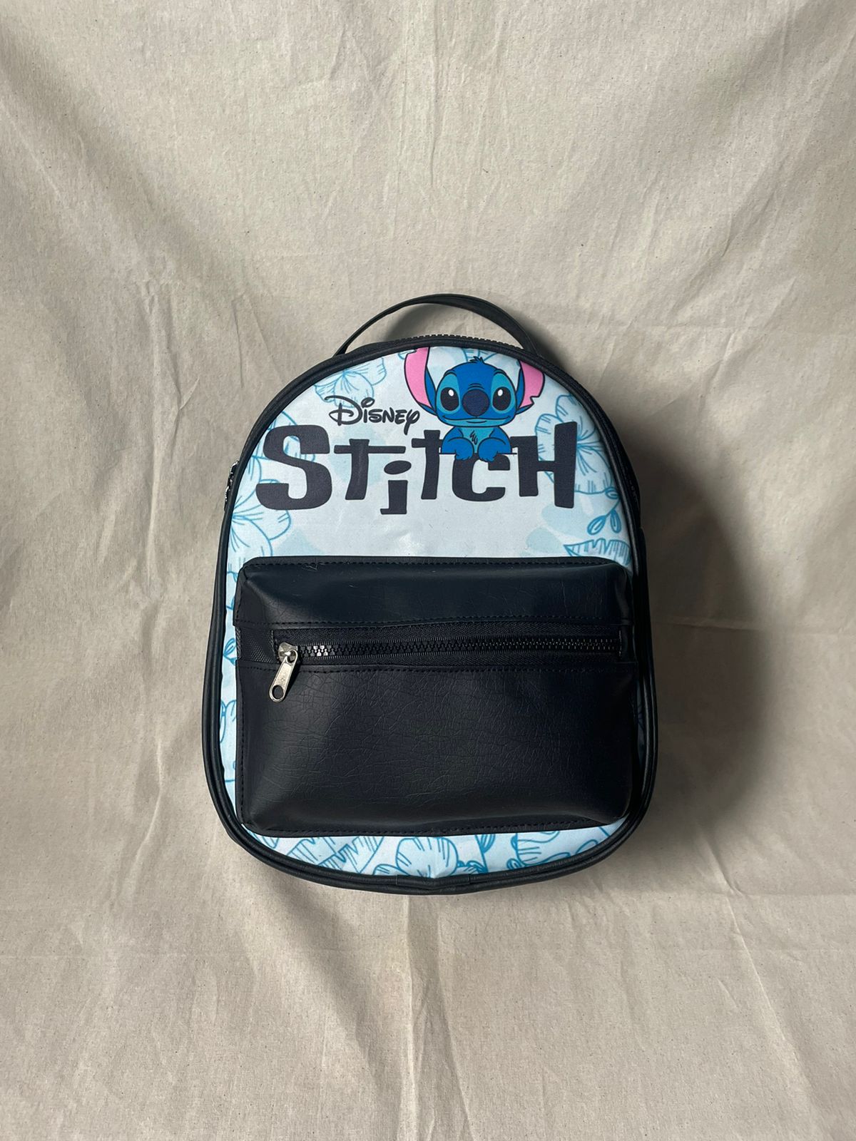 Mochila Stitch en Acción (Tamaño carta)