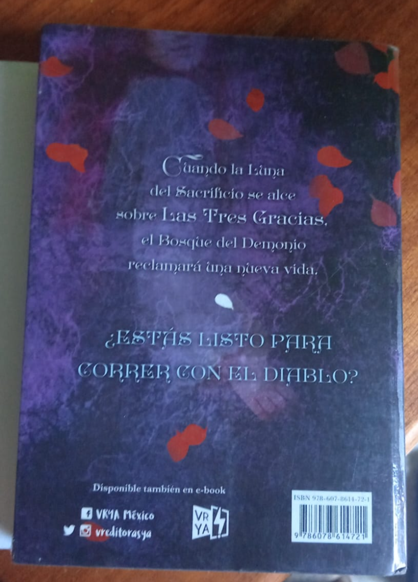 Extraña Gracia - Tessa Gratton (Usado)