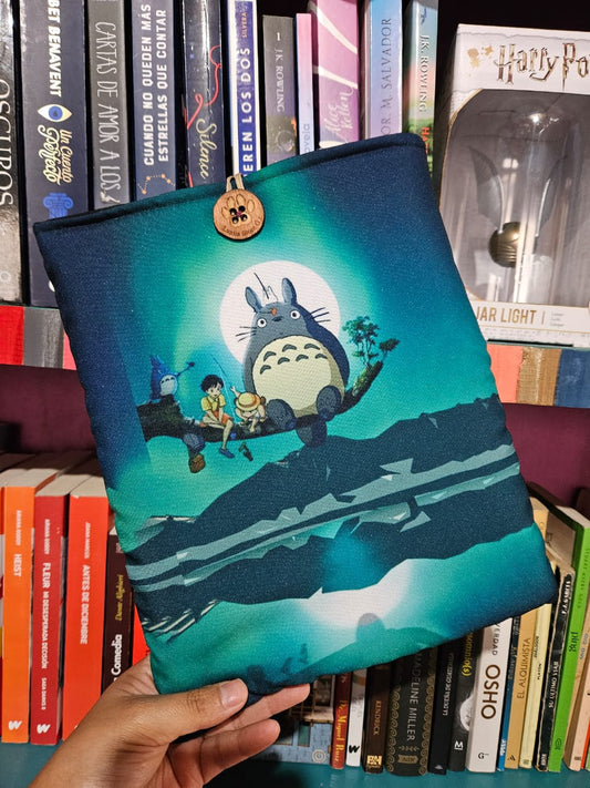 Funda de Totoro (Paisaje Nocturno)