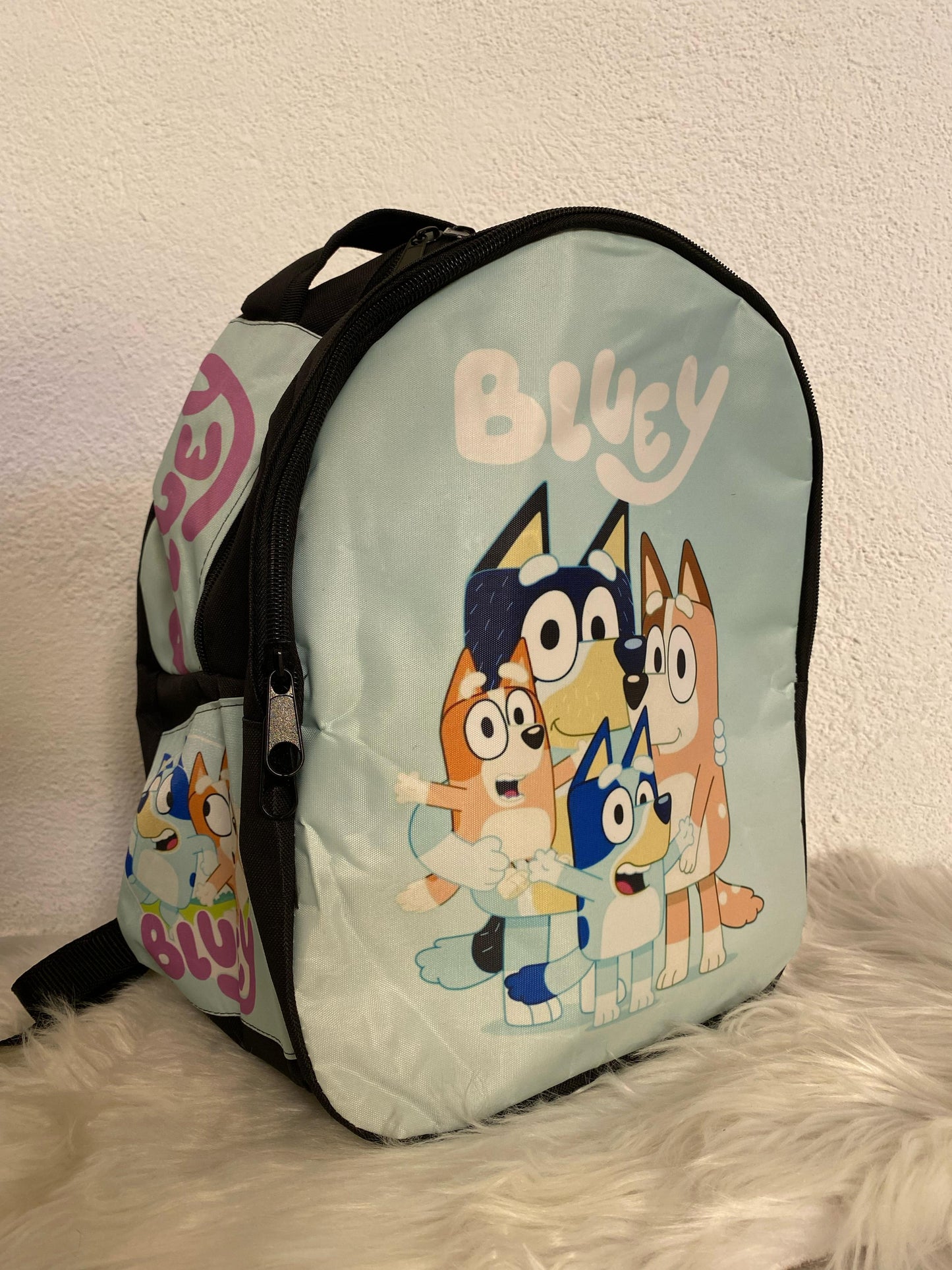 Mochila Bluey - Diversión sin límites